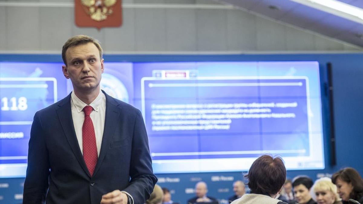 El líder de la oposición rusa, Alexei Navalny, en la Comisión Electoral Central de Rusia en Moscú, Rusia, el lunes 25 de diciembre de 2017.