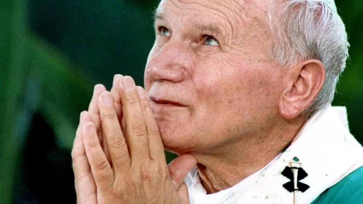 El papa Juan Pablo III durante una visita a Miami en 1987.