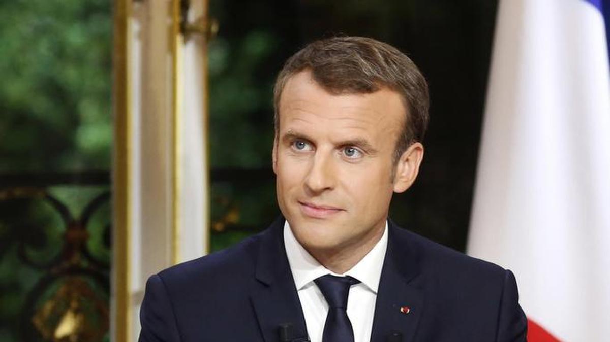 El presidente francés Emmanuel Macron es entrevistado en horario estelar en el Palacio del Elíseo en París, Francia, el 15 de octubre de 2017.