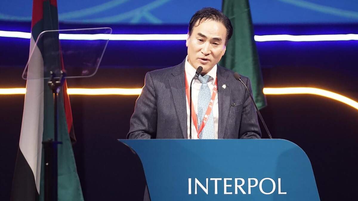 El surcoreano Kim Jong-yang será el nuevo presidente de la Interpol, tras derrotar al candidato ruso que generó fuertes críticas de varios países, entre ellos Estados Unidos.