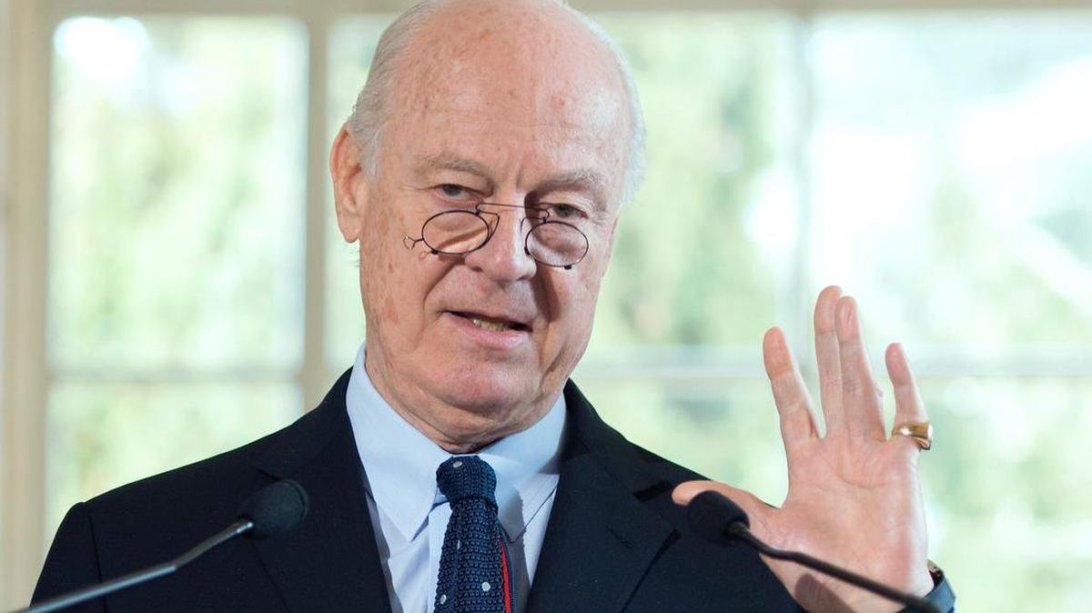 El emisario de Naciones Unidas, Staffan de Mistura, afirmó el viernes que en la agenda de las negociaciones de paz en Ginebra “habrá tres puntos: un nuevo gobierno inclusivo, una nueva Constitución y nuevas elecciones”.