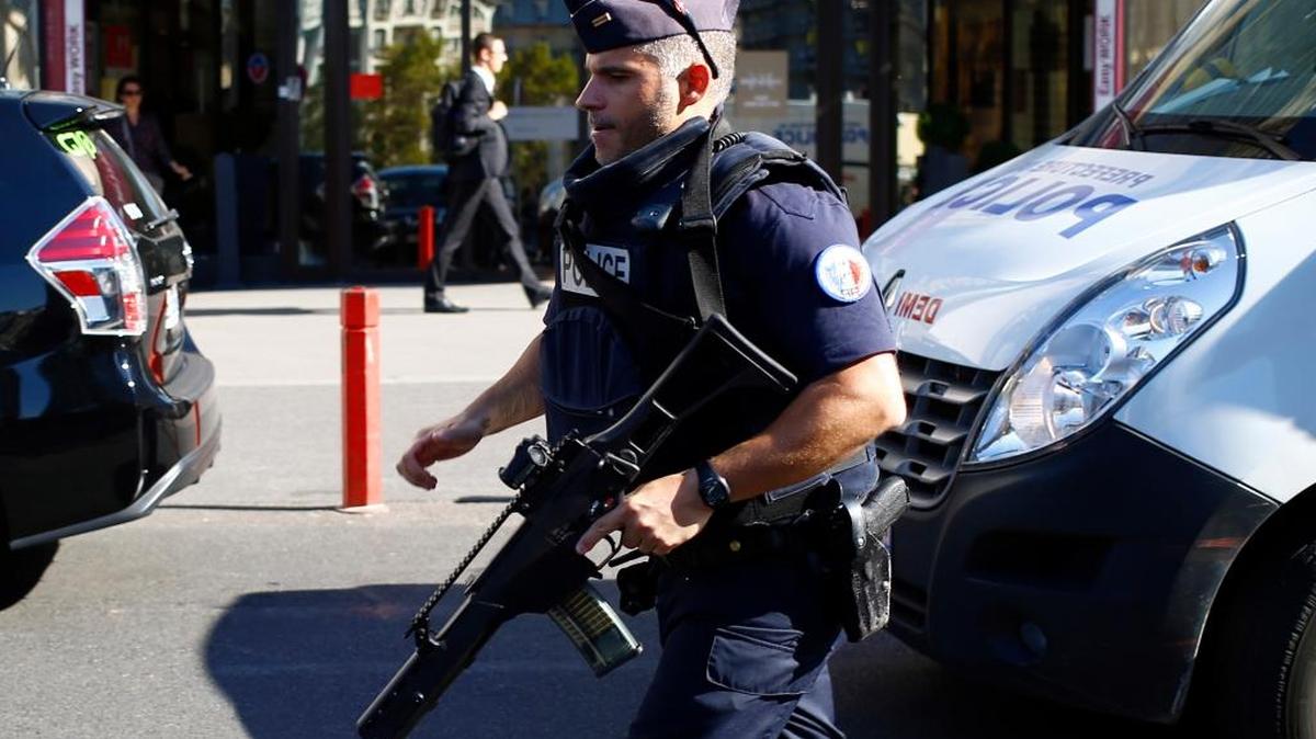 Tras los atentados yihadistas en París el pasado año, que causaron 130 muertos y cientos de heridos había un plan más vasto de ataques que podrían haber incluido Bruselas y Amsterdam.