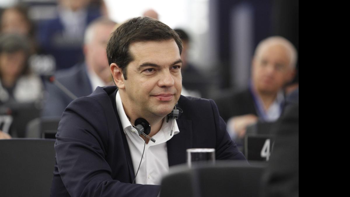 
El primer ministro griego, Alexis Tsipras, dio un primer paso y envió al Mecanismo Europeo de Estabilidad (MEDE) su petición para un tercer programa de ayuda a Grecia, el miércoles.
