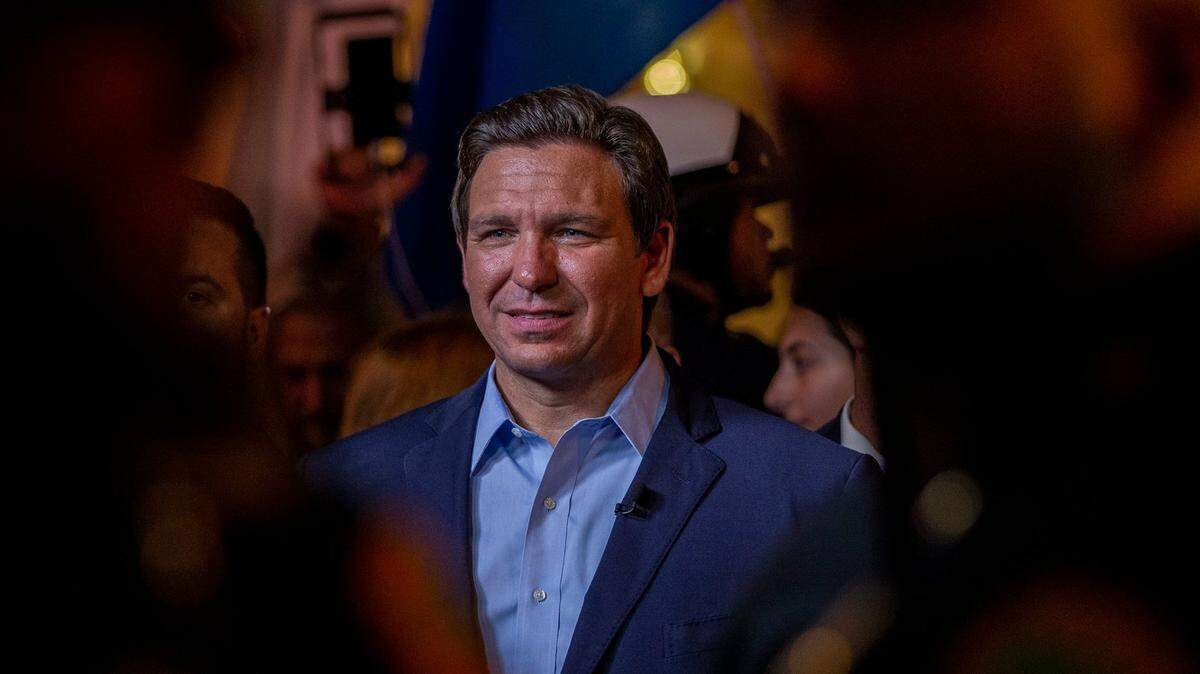 El gobernador Ron DeSantis exhortó a los legisladores a presentar leyes que castiguen a Irán por su apoyo a Hamas.