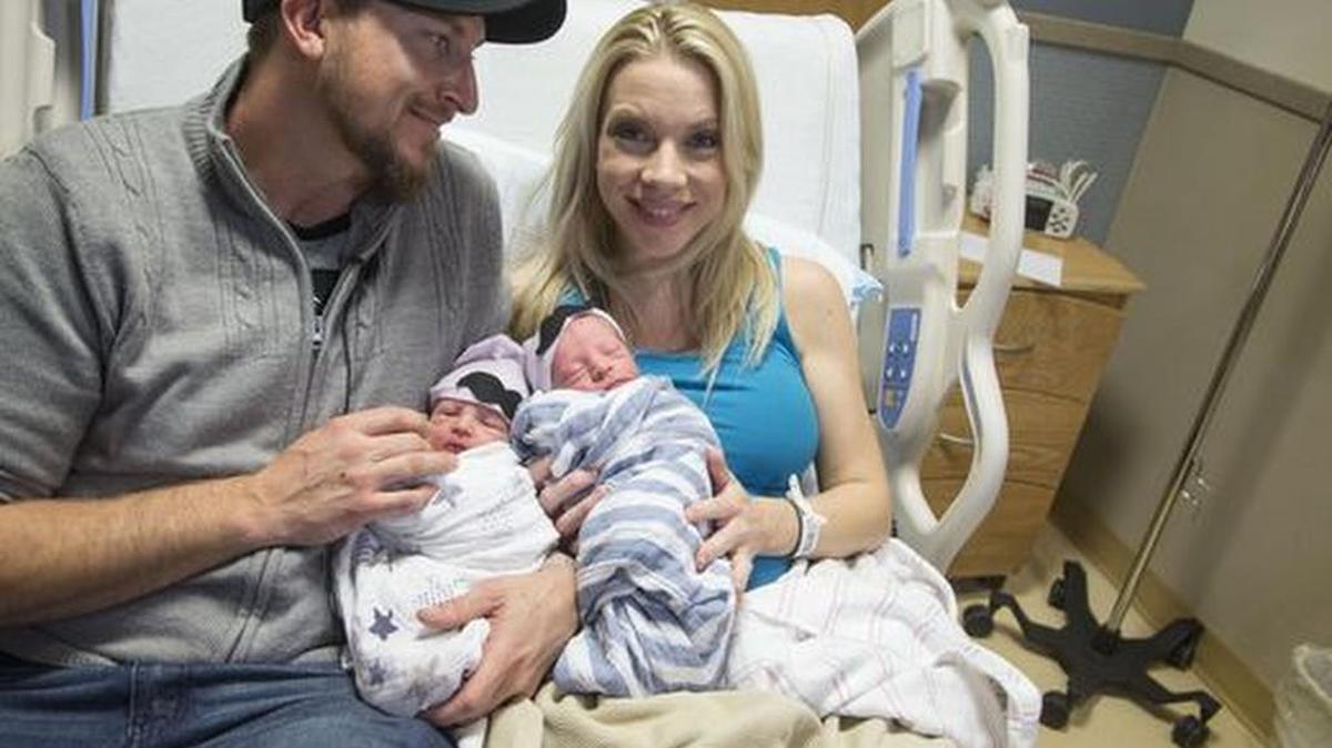 Everett y Sawyer Shay nacieron en un suburbio de Phoenix.