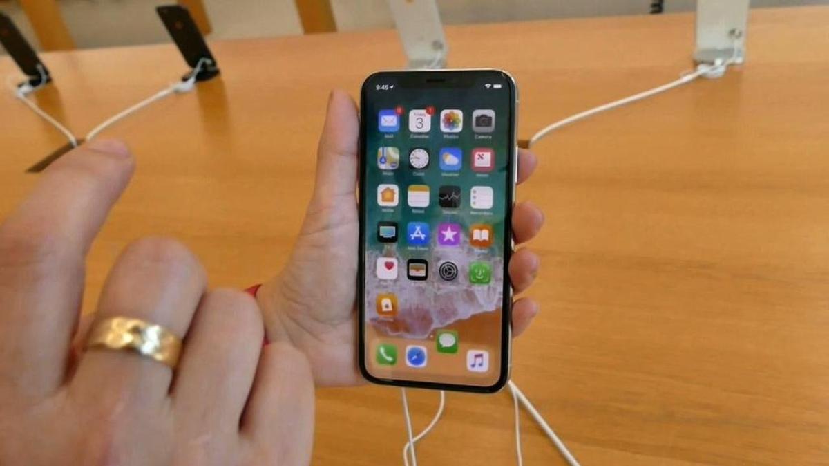 El nuevo iPhone X, el modelo más reciente de teléfonos celulares de Apple.
