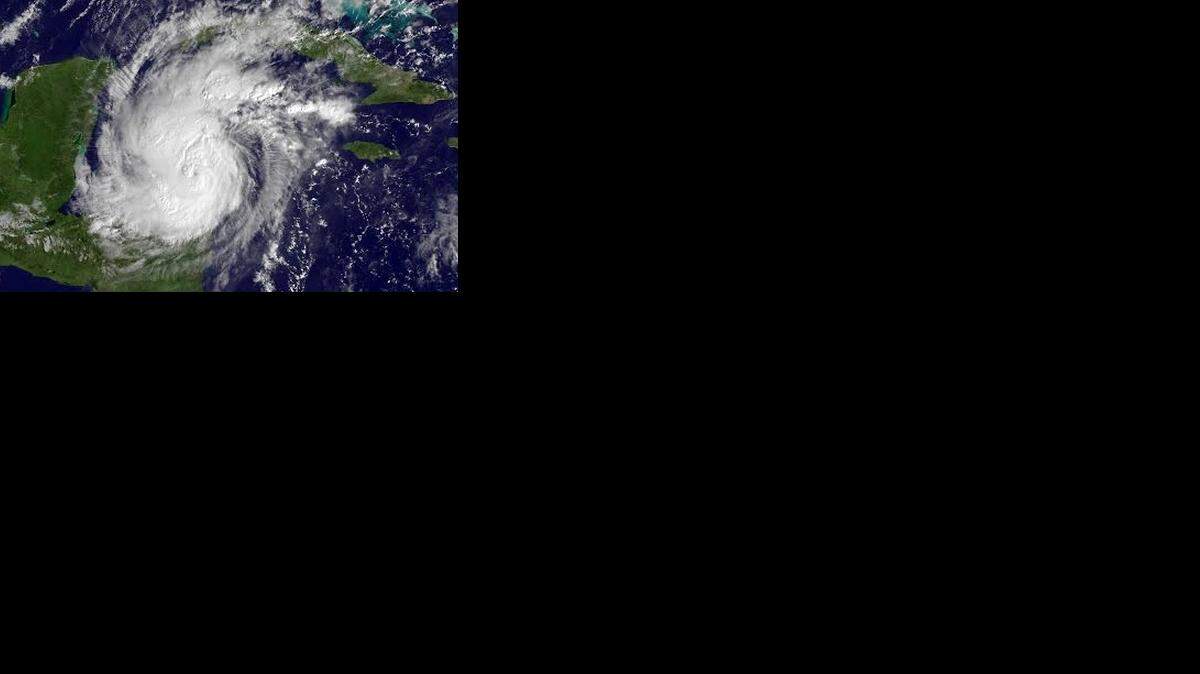 Imagen de la tormenta Gonzalo durante su avance hacia Puerto Rico.