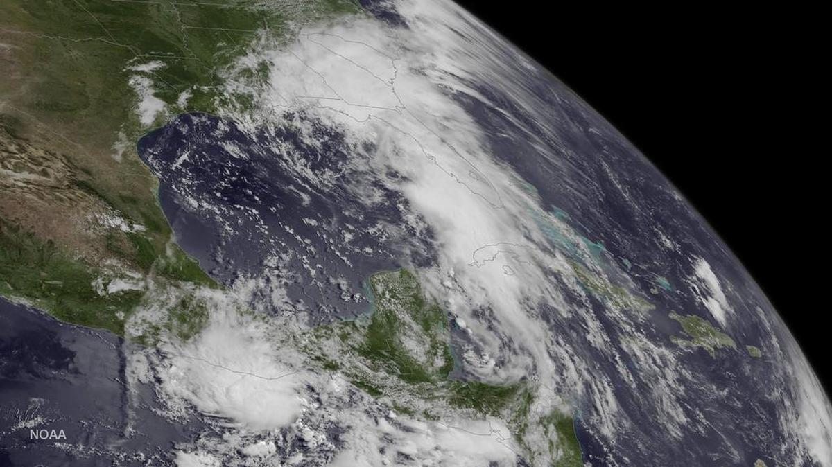 Hasta el momento se han formado tres tormentas tropicales en la cuenca atlántica, Alex (que se transformó en huracán), Bonnie y la actual, Colin, las dos primeras formadas antes del comienzo de la temporada de huracanes.