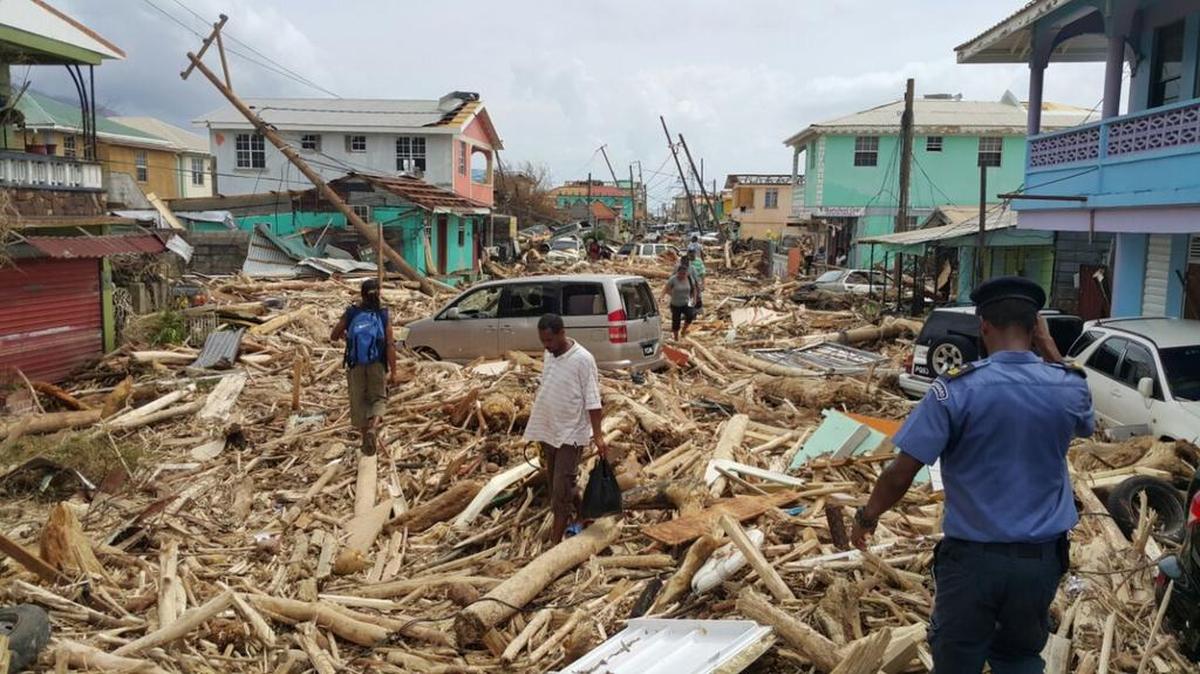 Vista del daño causado por el huracán María en Roseau, Dominica, el 20 de septiembre de 2017.