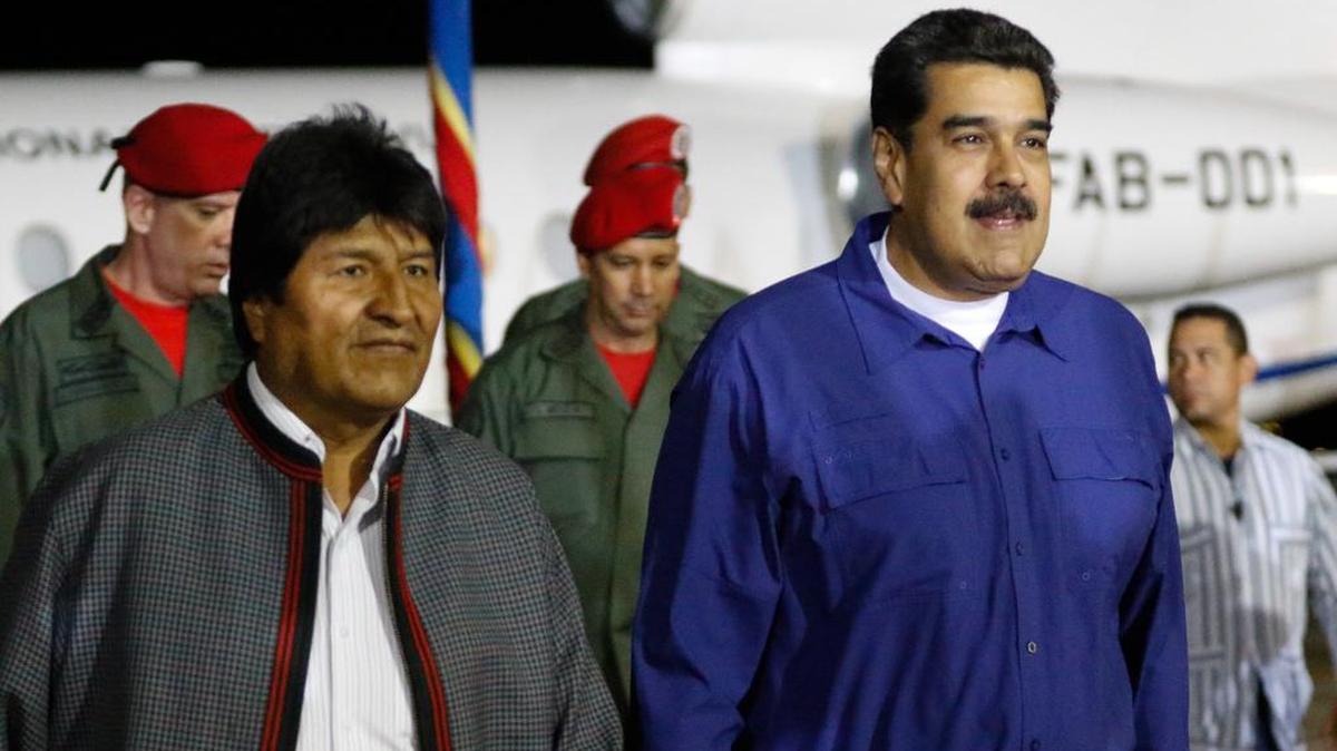 El presidente de Bolivia, Evo Morales, es recibido por Nicolás Maduro el 1ro de febrero, en Caracas, Venezuela.