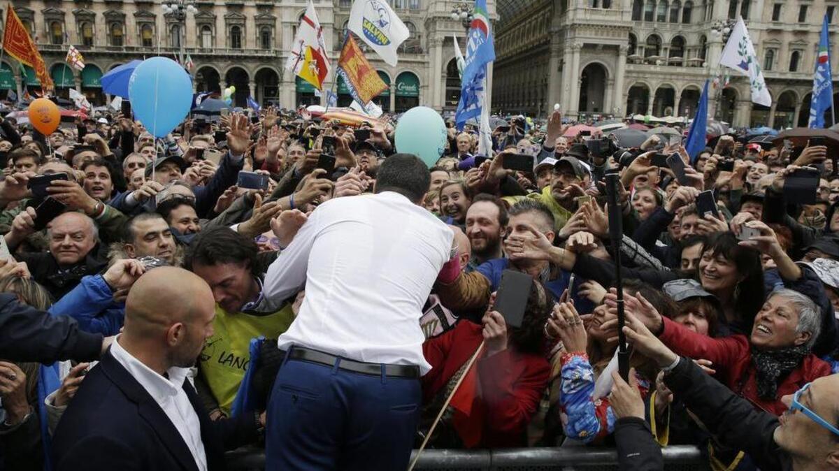 “Europa de las Naciones”, lema que los populistas ondearon esta semana en su último acto de campaña en Milán, el 18 de mayo de 2019, liderado por el italiano Matteo Salvini.