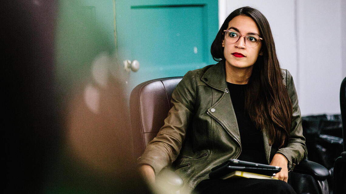 Alexandria Ocasio-Cortez: política, realidad y moda