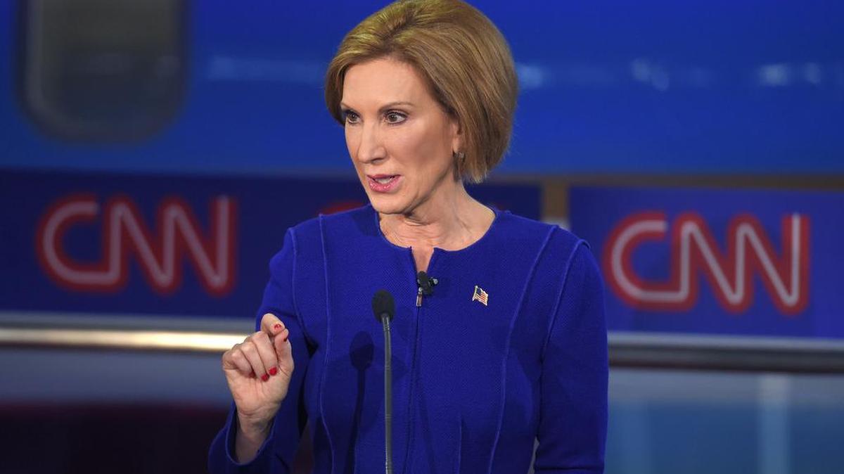 
La candidata republicana a la presidencia, Carly Fiorina, ex presidenta de Hewlett-Packard, participa en el debate de los aspirantes de su partido en la Biblioteca Ronald Reagan, en Simi Valley, California, el miércoles pasado.
