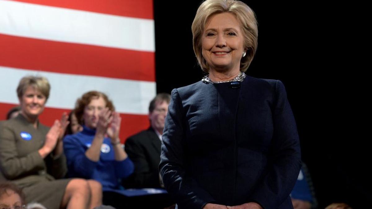 Hillary Clinton habla el 22 de enero en Rochester Opera House, New Hampshire.