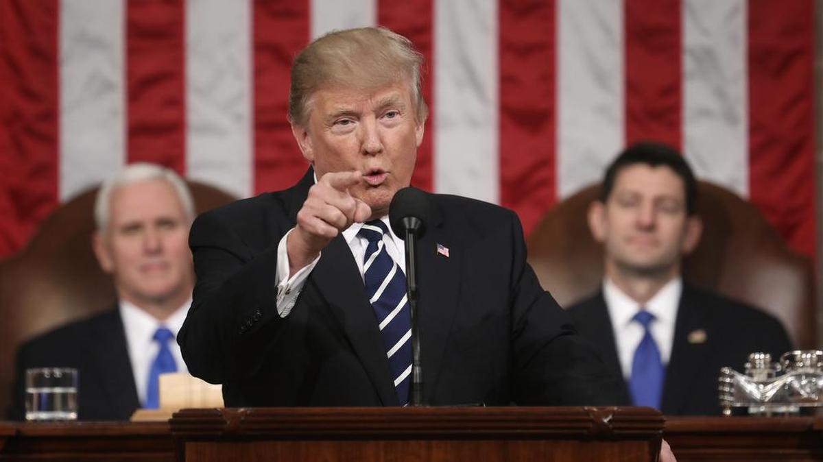 El presidente Donald Trump pronuncia un discurso ante el Congreso el pasado 28 de febrero. Muchos observadores opinaron que el discurso tuvo un tono moderado, a diferencia del estilo habitual de Trump.