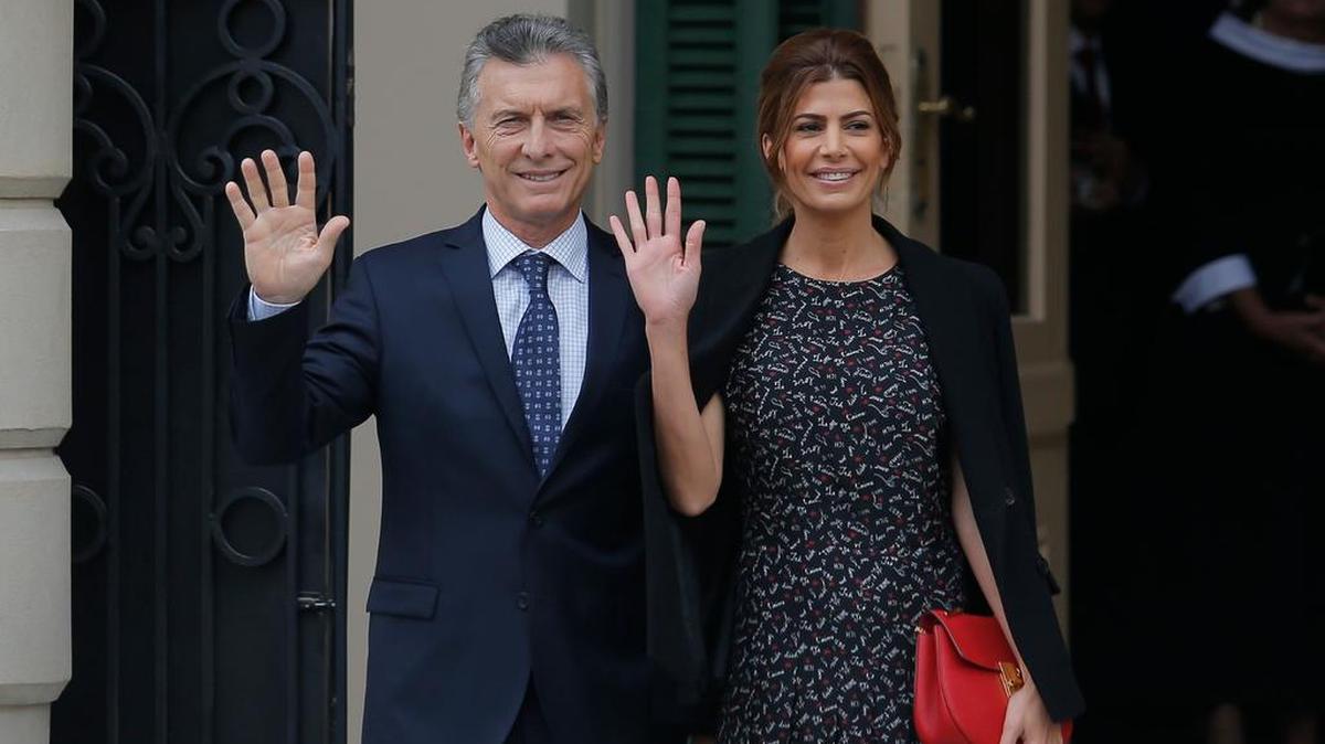 El presidente argentino Mauricio Macri y su esposa, la primera dama Juliana Awada, el 27 de marzo en Córdoba, Argentina.