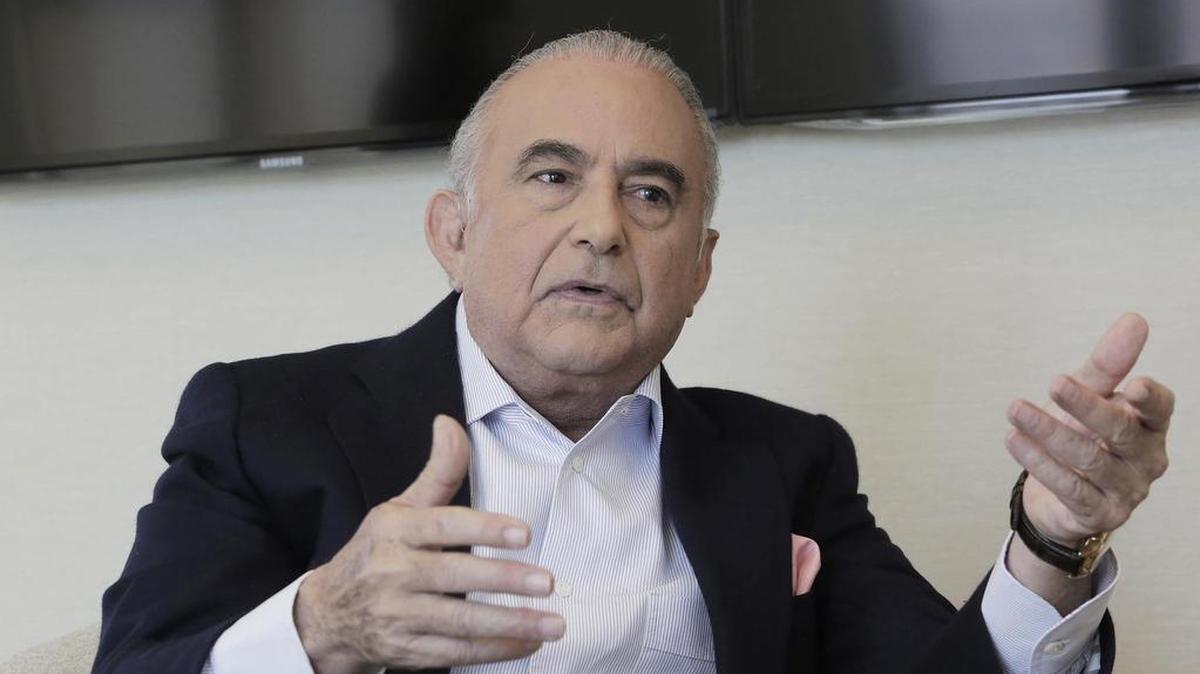 El empresario venezolano Gustavo Cisneros, reconocido ampliamente por su trayectoria en los negocios de la comunicación, el entretenimiento y otros de escala internacional, falleció a los 78 años en Estados Unidos, se informó el viernes.