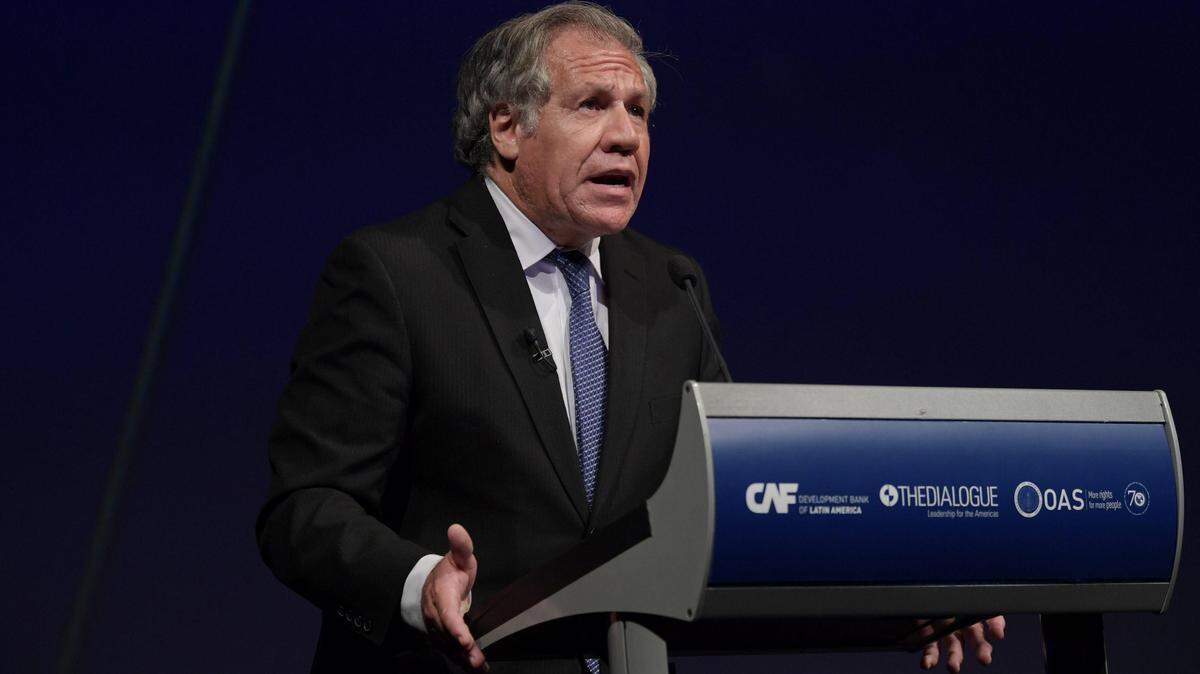 El secretario de la Organización de Estados Americanos (OEA), Luis Almagro, habla durante la inauguración de la vigésimo segunda conferencia anual del Banco de Desarrollo de América Latina (CAF), el 5 de septiembre de 2018 en Washington.