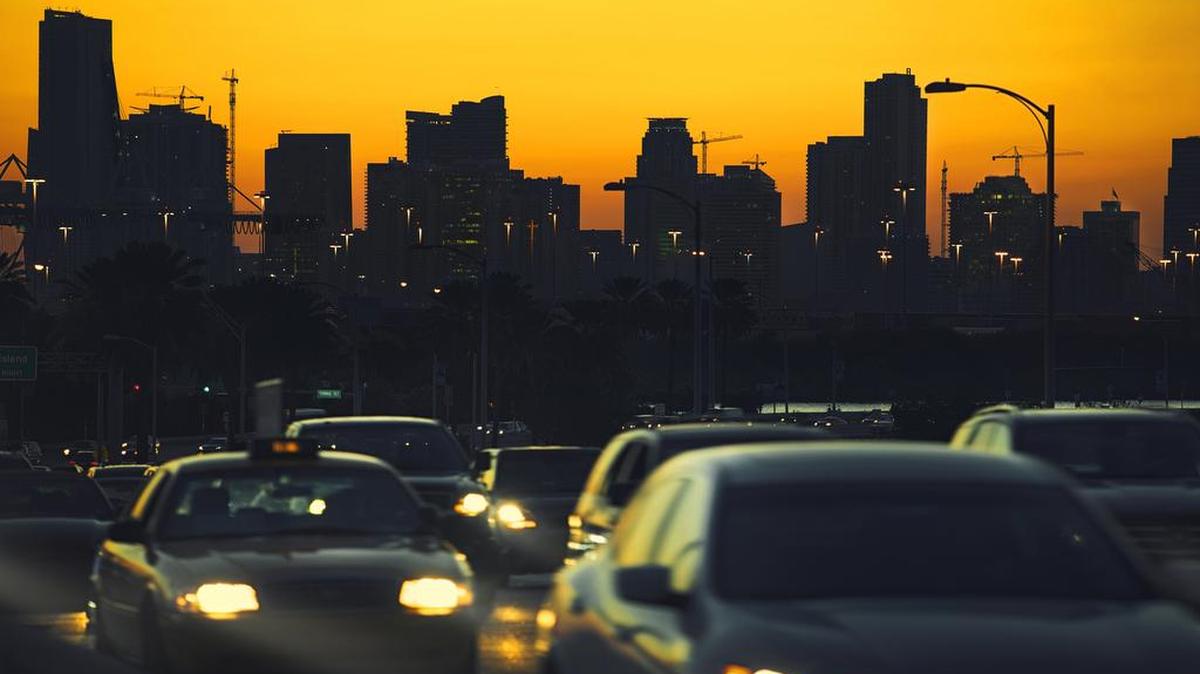 Estados Unidos cuenta con un excelente sistema de autopistas y carreteras.