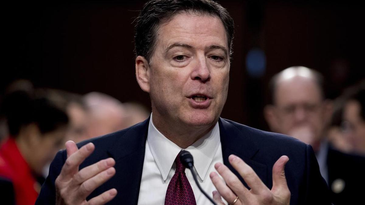 El ex director del FBI James Comey ofrece su testimonio ante el comité de inteligencia del Senado, el 8 de junio.