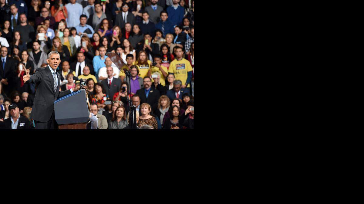 
El presidente Barack Obama comenta su acción ejecutiva sobre inmigración en la escuela superior Del Sol, en Las Vegas, Nevada, el pasado 21 de noviembre.
