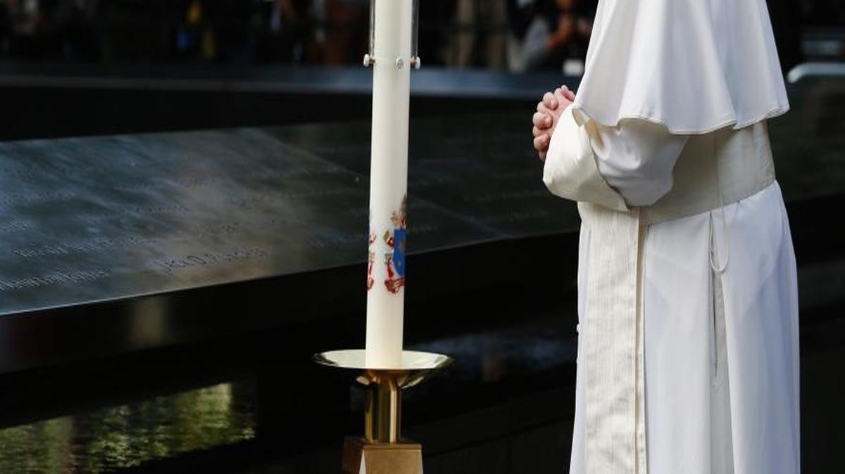 
El papa Francisco en el Monumento a las víctimas del 9/11 en Nueva York, el 25 de septiembre.
