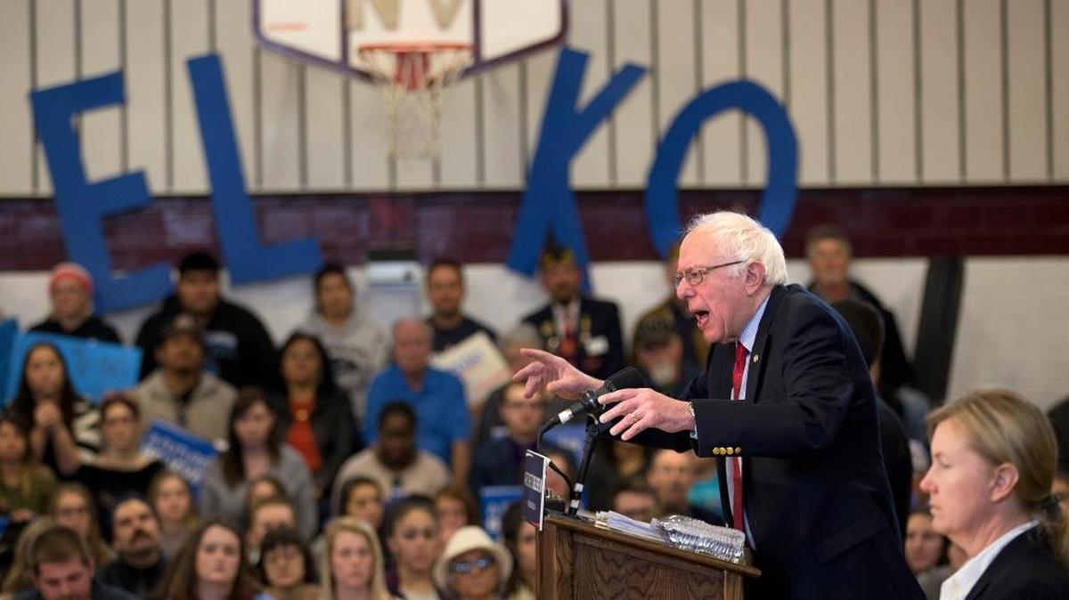 El senador Bernie Sanders, candidato demócrata a la Casa Blanca, preside un acto de campaña este viernes en Elko, Nevada.