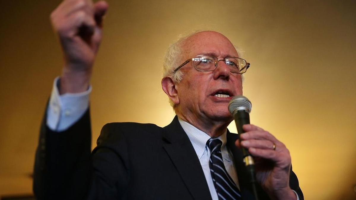 El senador Bernie Sanders, aspirante demócrata, preside un evento de campaña en la ciudad de Washington, en Iowa, el 29 de enero.
