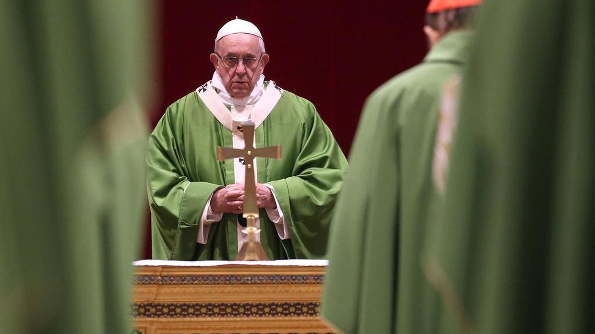 El papa Francisco oficia una misa por “La protección de los menores en la Iglesia”, el 24 de febrero en El Vaticano. El evento formó parte de la cumbre para evaluar la crisis en la Iglesia Católica causada por la pedofilia y el abuso sexual de menores.
