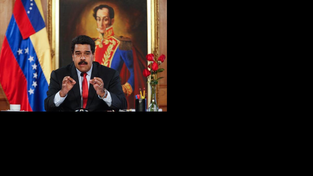 
El presidente venezolano, Nicolás Maduro, anuncia cambios en su gabinete desde el Palacio Presidencial, en Caracas.
