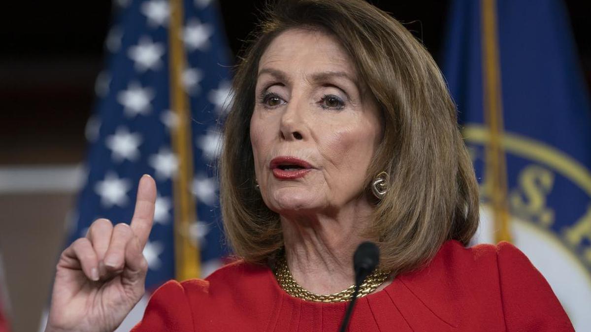 La presidenta del Congreso, Nancy Pelosi (demócrata de California), afirma que el secretario de Justicia, William Barr, debe entregar el reporte completo del fiscal especial Robert Mueller, el jueves en Washington.