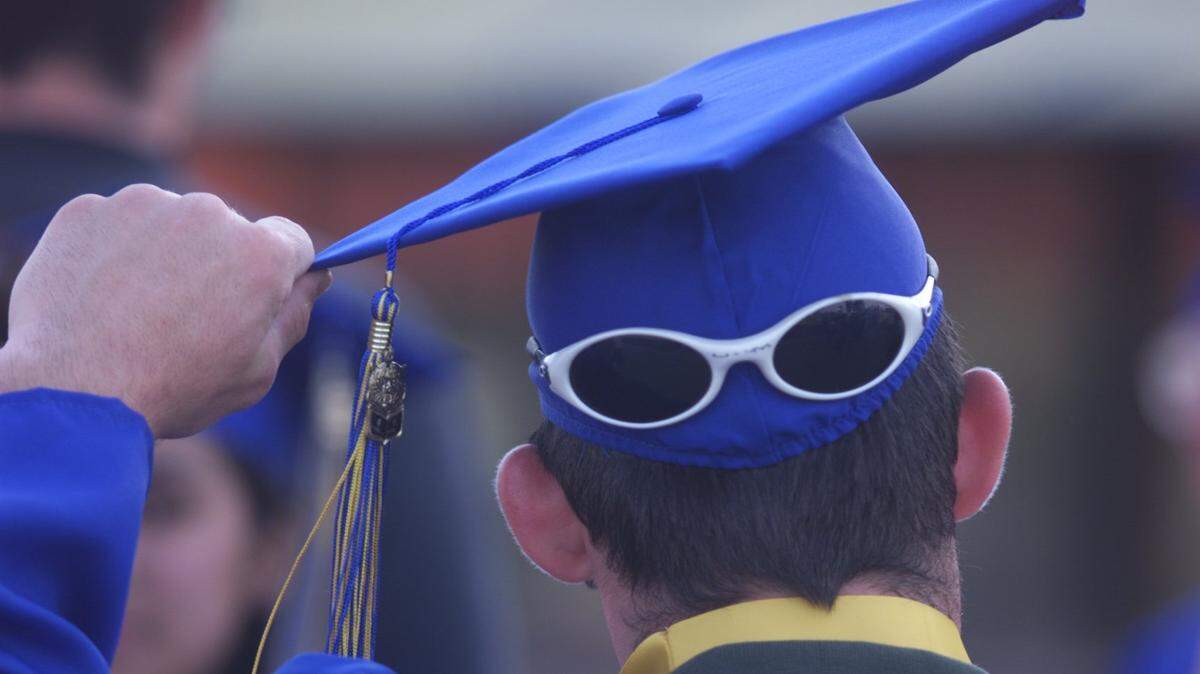 Si el Departamento de Educación de Florida pretende educar eficazmente a todos los estudiantes, debe responder a las múltiples solicitudes de grupos civiles para agregar los componentes necesarios al plan estatal para cumplir con la ley federal.