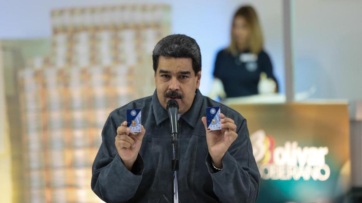 El presidente venezolano Nicolás Maduro creó recientemente el Ministerio de Comercio Interior con el propósito de paliar la crisis económica.