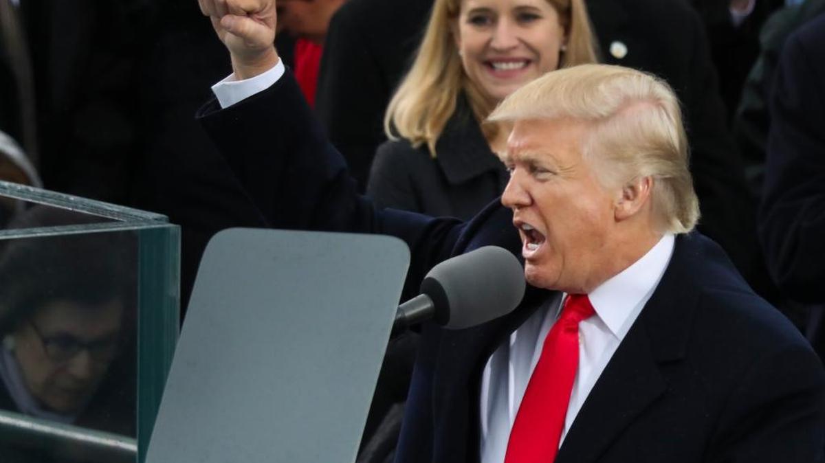 El presidente Donald Trump pronuncia su discurso inaugural el viernes en Washington.