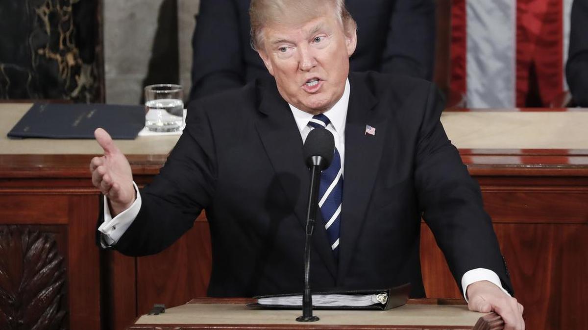 El presidente Donald Trump pronuncia un discurso ante el Congreso en Washington, el martes por la noche.