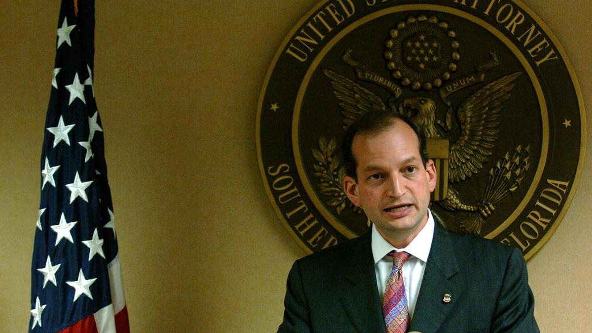 Alexander Acosta, ex fiscal federal del Distrito Sur de la Florida, fue nominado por el presidente Trump como secretario del Trabajo.