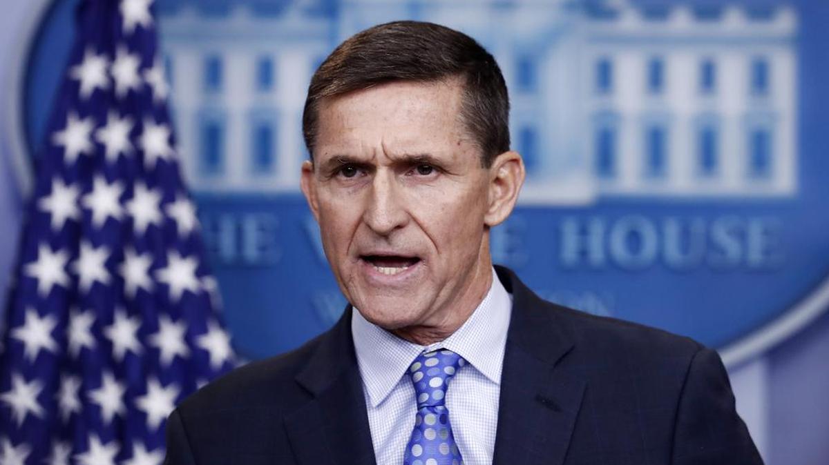 Michael Flynn, ex asesor de seguridad nacional, está cooperando con la investigación del FBI sobre la injerencia de Rusia en las elecciones.