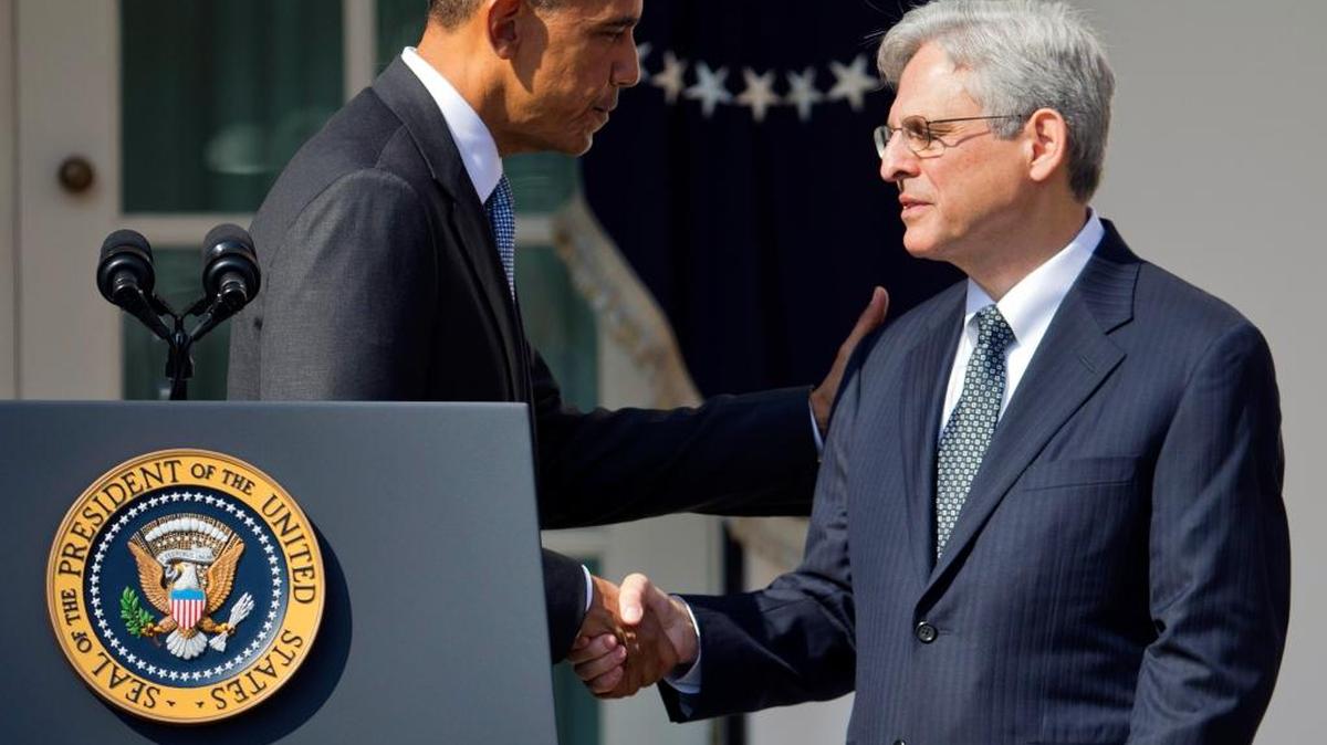 El presidente Barack Obama (izq.) presenta al juez Merrick Garland como su nominado para el Tribunal Supremo el miércoles pasado, en la Casa Blanca.