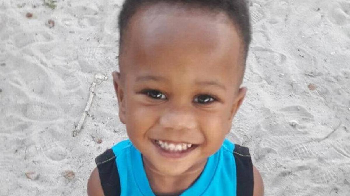 La recompensa por el arresto del atacante responsable de la murte de la pequeña de dos años Carnell Thomas-Williams ha alcanzado $37,000.