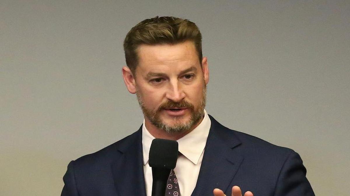 El senador Gregory Stuebe, republicano por Sarasota, presentó una propuesta sobre antecedentes penales.