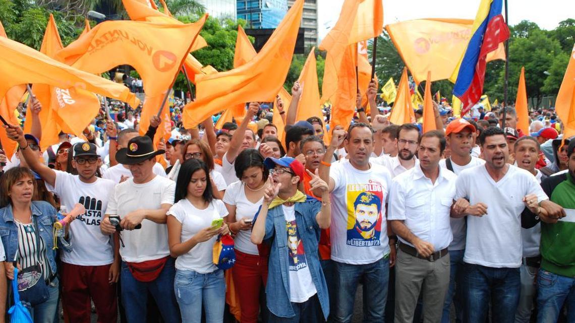 Venezolanos salieron a las calles este jueves por la “Toma de Caracas” para exigir la realización de un referendo revocatorio contra el presidente Nicolás Maduro.