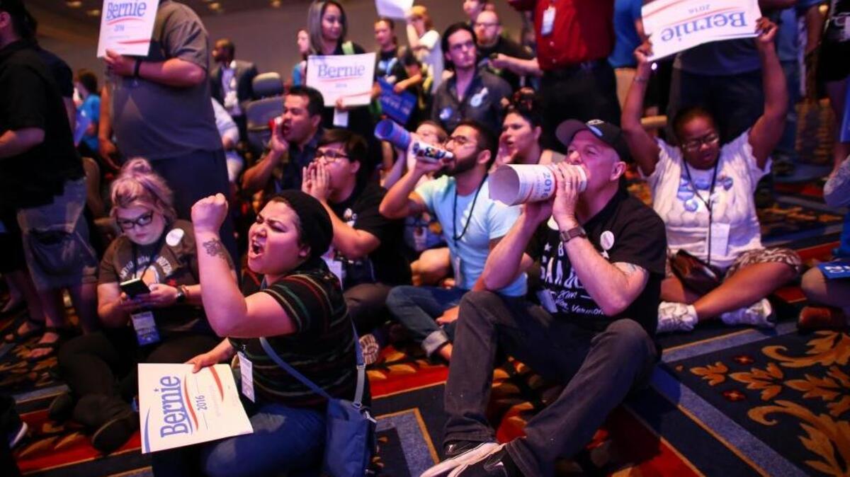Seguidores del candidato demócrata Bernie Sanders causaron un disturbio el sábado pasado en un hotel de Las Vegas donde se llevaba a cabo una convención del partido.
