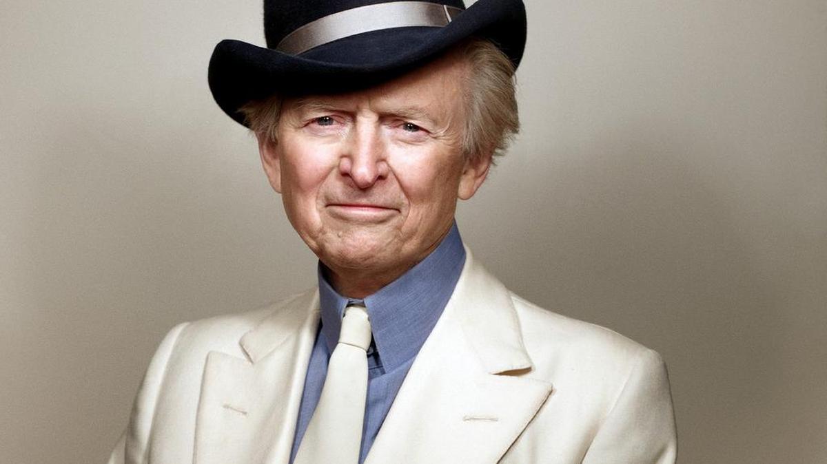 El escritor Tom Wolfe en el 2012.