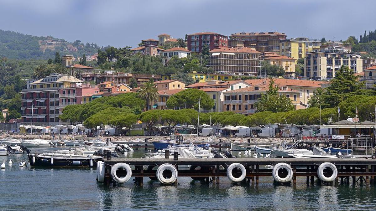 El puerto de Lerici, una pequeña ciudad de Liguria, en el norte de Italia, fue hogar de los poetas ingleses Lord Byron y Percy Shelley.