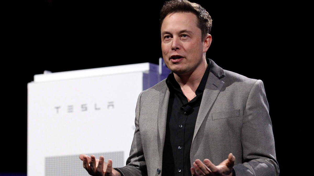 Elon Musk, fundador y presidente de Tesla, fue acusado de fraude por la Comisión de Bolsa y Valores de EEUU (SEC) y obligado a renunciar a la presidencia de su compañía.