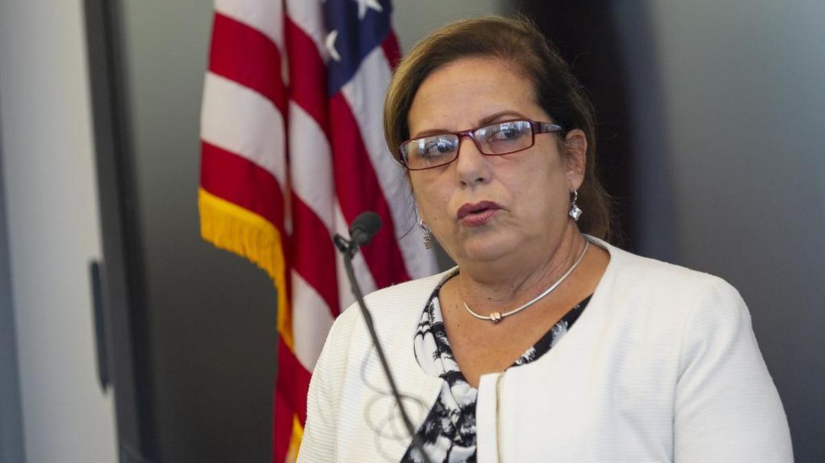 La doctora cubana Ramona Matos participa en el anuncio de la demanda contra la Organización Panamericana de la Salud, acusada de participar en el supuesto tráfico humano de doctores cubanos, el 30 de noviembre de 2018, en Doral, Florida.