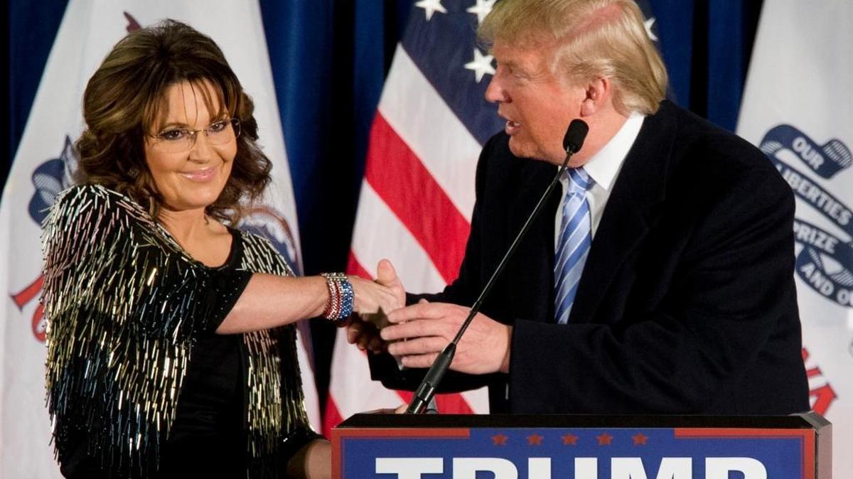 La ex gobernadora de Alaska Sarah Palin dio su apoyo al candidato republicano Donald Trump en una concentración en la Universidad Estatal de Iowa el martes pasado.