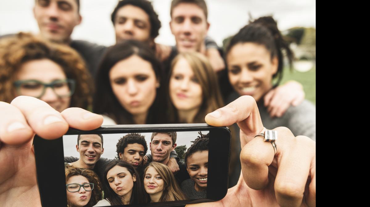 
Según una encuesta de la Universidad de Bentley, en Massachusetts, el 67 por ciento de los jóvenes de la Generación del Milenio quiere tener su propio negocio.
