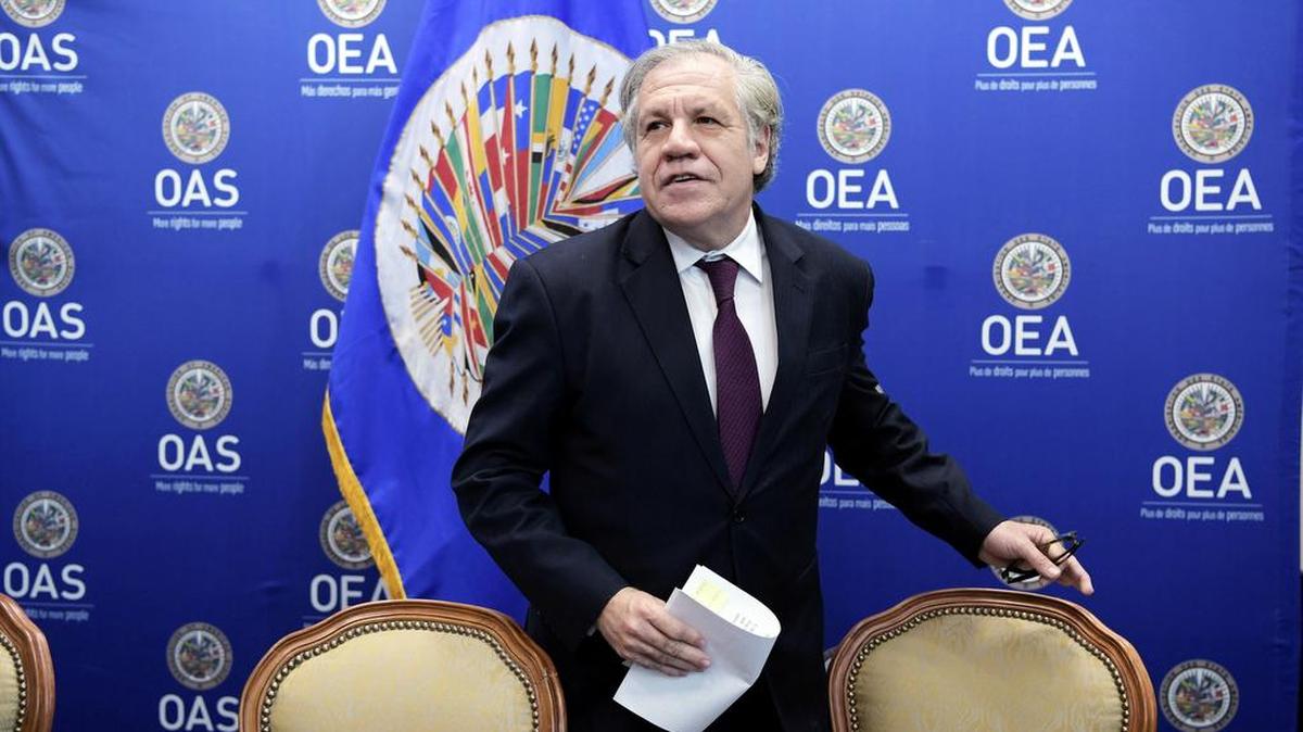 El secretario general de la Organización de Estados Americanos (OEA), Luis Almagro, participa en una conferencia de prensa sobre crímenes de lesa humanidad en Cuba el martes 14 de mayo de 2019, en la sede del organismo en Washington.