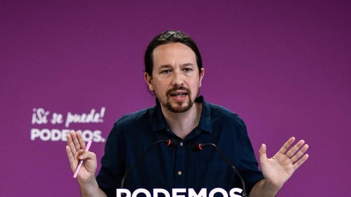 Pablo Iglesias, líder del partido español Podemos, da una conferencia de prensa el día después de las elecciones europeas, locales y regionales, el lunes 27 de mayo, en Madrid.